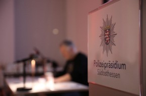 Polizeipräsidium Südosthessen: POL-OF: Polizeipräsidium wird zum Tatort: Krimi-Lesung fesselt 250 Gäste