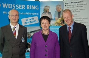 Weisser Ring e.V.: Bundesdelegiertenversammlung des WEISSEN RINGS in Fulda / Zypries: "Ehrenamtliche Opferhelfer unverzichtbar"