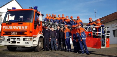 Verband der Feuerwehren im Kreis Paderborn: FW-PB: Altenbekener Jugendfeuerwehr feiert Jubiläum