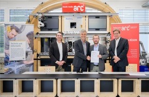 Berner Fachhochschule (BFH): Die Berner Fachhochschule Technik und Informatik und die Haute Ecole Arc intensivieren ihre Zusammenarbeit