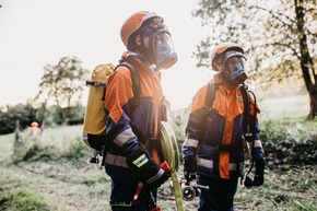 FW Marienheide: Berufsfeuerwehrtag der Jugendfeuerwehr: Marienheider Feuerwehrnachwuchs für 24 Stunden im Einsatz