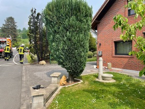 FW Hennef: Um Haaresbreite - Abflammgerät sorgt für Feuerwehreinsatz
