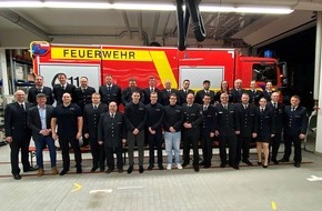 Feuerwehr Offenburg: FW-OG: Erfolgreiches Mehrgenerationen-Konzept "in der Mitte"