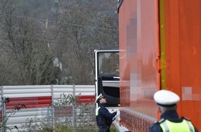 Kreispolizeibehörde Märkischer Kreis: POL-MK: Durchfahrtsverbot B 236 für Fahrzeuge ab 3,5 Tonnen: Seit Mittwoch ahndet die Polizei Verstöße