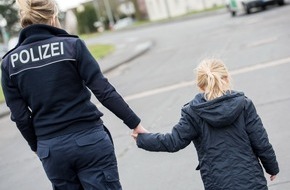 Bundespolizeiinspektion Erfurt: BPOLI EF: Einj&auml;hrige reist alleine mit ICE - Bundespolizei f&auml;hrt Kinder- anstelle eines Streifenwagens