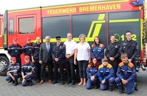 Feuerwehr Bremerhaven: FW Bremerhaven: Delegation aus Cherbourg zu Gast in Bremerhaven