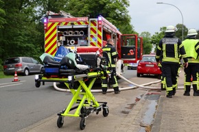 FW Hambühren: Garagenbrand unterbricht Übung der Feuerwehr - Warnung vor der Nutzung von Gasbrennern zur Unkrautvernichtung