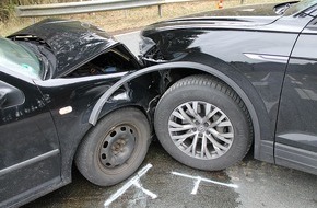 Kreispolizeibehörde Olpe: POL-OE: Fahrzeugführer missachtet Vorfahrt - eine verletzte Person