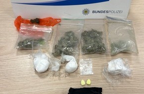 Bundespolizeiinspektion Bad Bentheim: BPOL-BadBentheim: Busreisender mit buntem Mix an Drogen erwischt