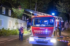 Feuerwehr Bochum: FW-BO: Kurzes aber heftiges Gewitter über Wattenscheid - Feuerwehr zählt 16 Unwettereinsätze am Samstagabend
