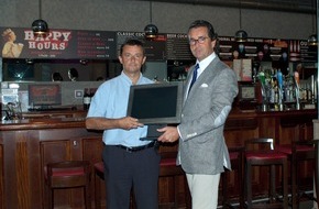 Vectron Systems AG: The 125000th Vectron POS system goes to Paris / German company ranks among the "Top Ten" of European manufacturers of POS systems / Export to 28 countries