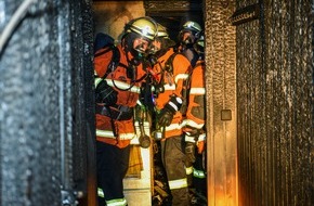 Kreisfeuerwehrverband Calw e.V.: KFV-CW: Untergeschoß in Mehrfamilienhaus steht in Flammen