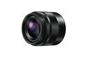Panasonic Deutschland: Tele-Zoom im Kompakt-Format: LUMIX G Vario 4,0-5,6/35-100mm ASPH./O.I.S. / Panasonic erweitert sein Micro-FourThirds-Objektivangebot (FOTO)
