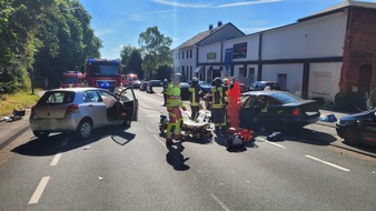 Feuerwehr Gevelsberg: FW-EN: Schwerer Verkehrsunfall auf der Haßlinghauserstraße