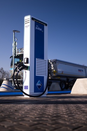 Aral Pressemitteilung: Aral pulse geht in Deutschland mit Megawatt-Ladetechnologie f&uuml;r E-Lkw an den Start
