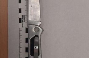 Bundespolizeiinspektion Flughafen Hannover: BPOL-H: Bundespolizei Flughafen Hannover: 76-jähriger vergisst Springmesser im Handgepäck