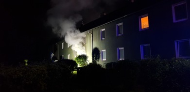 FW-RE: Wohnungsbrand in der Nacht - keine Verletzten