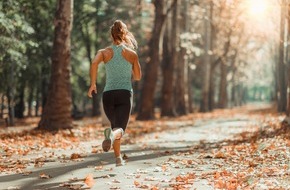 Aktion Gesunder Rücken e. V.: So läuft es rund / Mit diesen Tipps wird Joggen nicht zum Hürdenlauf