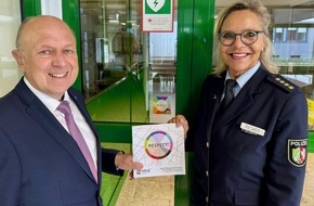 Polizei Paderborn: POL-PB: Die Kreispolizeibehörde Paderborn tritt der RESPECT!-Kampagne bei und setzt ein Zeichen für Respekt und Vielfalt