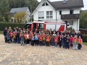 FW-OE: Lösch Kids Kirchhundem stellen ihr können unter Beweis