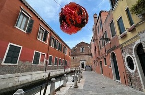 ARt+ Magazine: Einmalige Kunst-Experience an der Arte Venezia: Sarah Montani und Michaela Litzka begeistern mit Kunst-Innovation