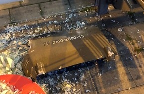 Bundespolizeidirektion Sankt Augustin: BPOL NRW: 36-Jähriger mit Schutzengel - Metallteil löst sich von fahrendem Zug - Bundespolizei leitet Ermittlungen ein