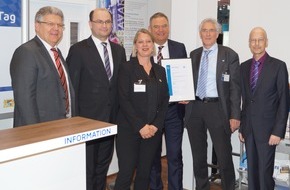 DQS Holding GmbH: DQS zertifiziert erste deutsche Kommune nach ISIS12