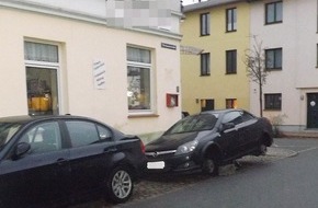 Polizeiinspektion Schwerin: POL-SN: Dreister Diebstahl - alle vier Räder von Pkw abgebaut