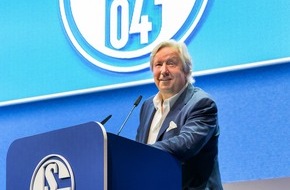 Brauerei C. & A. VELTINS GmbH & Co. KG: Schon beim Auftaktspiel Präsenz auf dem Spielfeld / Veltins ist neuer Trikotsponsor des FC Schalke 04 und stärkt Präsenz in der Saison 2023/24