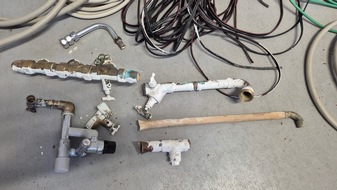 POL-WHV: Kabel sichergestellt - Polizei sucht Eigentümer und Zeugen