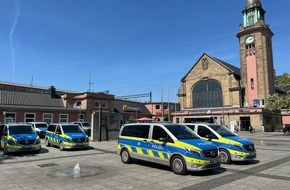 Polizei Hagen: POL-HA: Gemeinsamer Schwerpunkteinsatz - Polizei Hagen und Bundespolizei kontrollieren 150 Personen am Bahnhof und in Wehringhausen