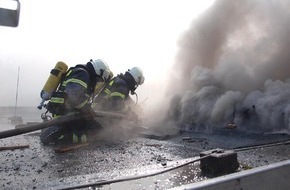 Feuerwehr Iserlohn: FW-MK: Städtischer Kindergarten durch Feuer zerstört