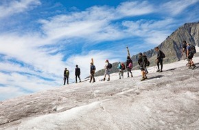 Aletsch Arena AG: Gipfelkunst im Fluss der Zeit - Sensibilisierungsprojekt