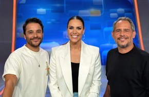 ARD Das Erste: Spitzenschauspieler gegen den "Quizduell-Olymp": Moritz Bleibtreu und Kostja Ullmann bei Esther Sedlaczek / Am Freitag, 25. Oktober, 18:50 Uhr im Ersten