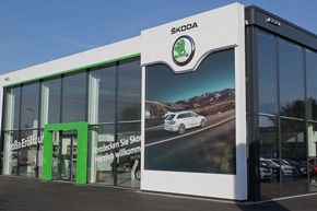 Umstellung der SKODA Händler auf neues Corporate Design bundesweit voll in Fahrt (FOTO)