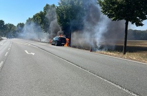 Freiwillige Feuerwehr Stadt Petershagen: FW Petershagen: PKW Brand auf der B482