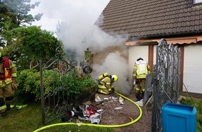 Polizei Mettmann: POL-ME: Wohnungsbrand in beinahe unzugänglicher Souterrainwohnung - Ratingen - 1807090