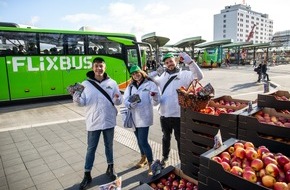 Deutschland - Mein Garten (eine Initiative der Bundesvereinigung der Erzeugerorganisationen Obst und Gemüse / BVEO): Am 10. "Tag des Deutschen Apfels" reiste unser liebster Reiseproviant mit dem FlixBus durch die Republik!