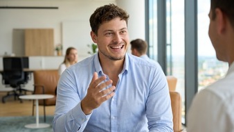 Agile Heroes GmbH: Lars Rayher von Agile Heroes GmbH verr&auml;t: Wie der Bildungsgutschein zum beruflichen Comeback beitragen kann