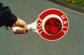 Hauptzollamt Krefeld: HZA-KR: ROADPOL-Einsatz in M&ouml;nchengladbach: Zoll geht gegen Schwarzarbeit im Lkw- und Busverkehr vor