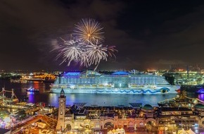 AIDA Cruises: Höhepunkt des 833.HAFENGEBURTSTAG HAMBURG: Ein Lichtermeer für AIDAprima