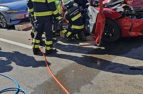 Feuerwehr München: FW-M: Vollsperrung nach Verkehrsunfall (BAB 95 Fürstenried)