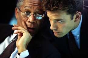 ProSieben: Zwei Oscar-Gewinner retten die Welt! / Ben Affleck und Morgan Freeman als heldenhaftes Duo: "Der Anschlag" - zu sehen am Sonntag, den 3. April 2005, um 20.15 Uhr als Free-TV-Premiere auf ProSieben.