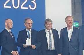 Deutsche Bundesstiftung Umwelt (DBU): DBU: Stiftung erhält Exzellenz-Preis „Portfolio Institutionell Award“