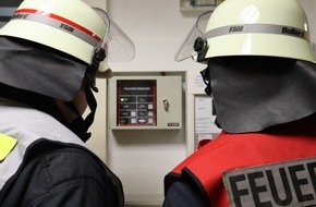 Freiwillige Feuerwehr Gemeinde Schiffdorf: FFW Schiffdorf: Essen im Ofen sorgt für Einsatz der Feuerwehr