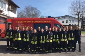 Freiwillige Feuerwehr Borgentreich: FW Borgentreich: /Funk und Kartenkunde Lehrgang/ der Stadt Borgentreich, im März,  abgeschlossen.
17 Teilnehmer absovierten erfolgreich den Lehrgang der Stadt Borgentreich