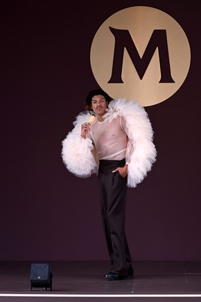 Magnum pr&auml;sentierte seine erste Fashion-Show in Cannes / Kuratiert von Law Roach mit &Uuml;berraschungsauftritt von Heidi Klum