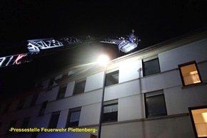 FW-PL: Einsatzbilanz der Plettenberger Feuerwehr. Öl- und Verkehrsunfall. Plettenberg blieb von &quot;Sturmtief Thomas&quot; einigermaßen verschont