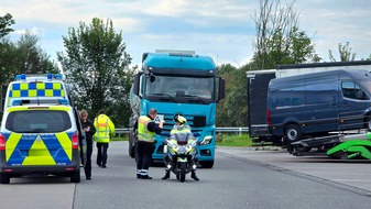 Polizeipräsidium Rheinpfalz: POL-PPRP: Güterverkehrskontrolle der Zentralen Verkehrsdienste Rheinpfalz - Schwertransporte und Betrüger auf der A61 gestoppt