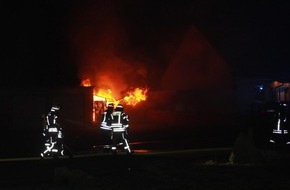 Kreispolizeibehörde Höxter: POL-HX: Brand einer Gartenlaube